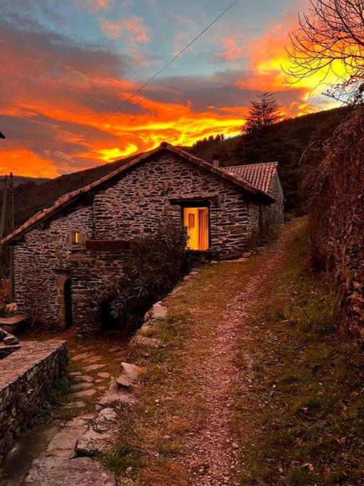 Maison rurale au cœur des Cévennes Ardéchoises Dompnac Extérieur photo
